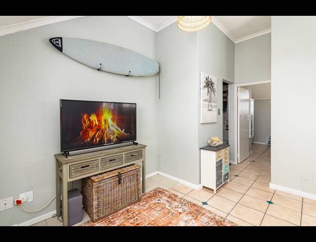 1 BEDROOM APARTMENT SOLD IN WEST BEACH